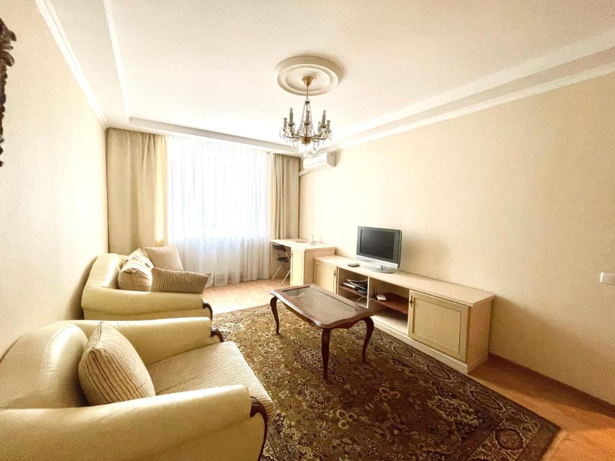 Apartment Mala Zhytomyrska 10 Київ Екстер'єр фото