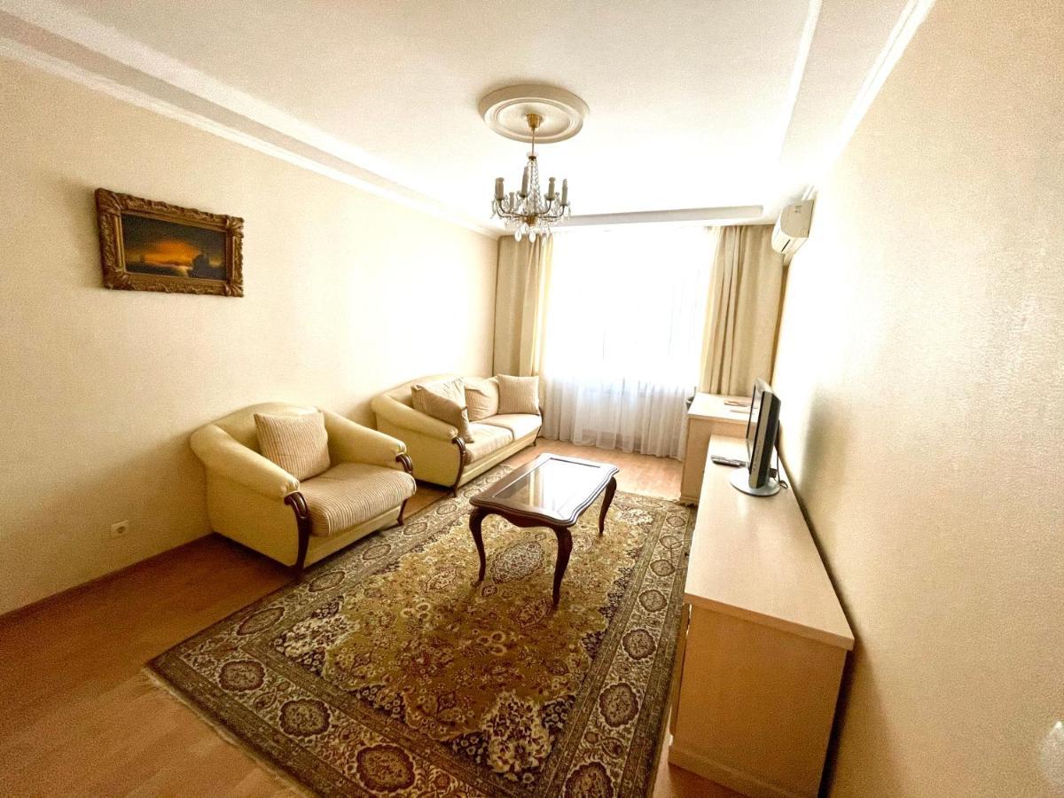 Apartment Mala Zhytomyrska 10 Київ Екстер'єр фото