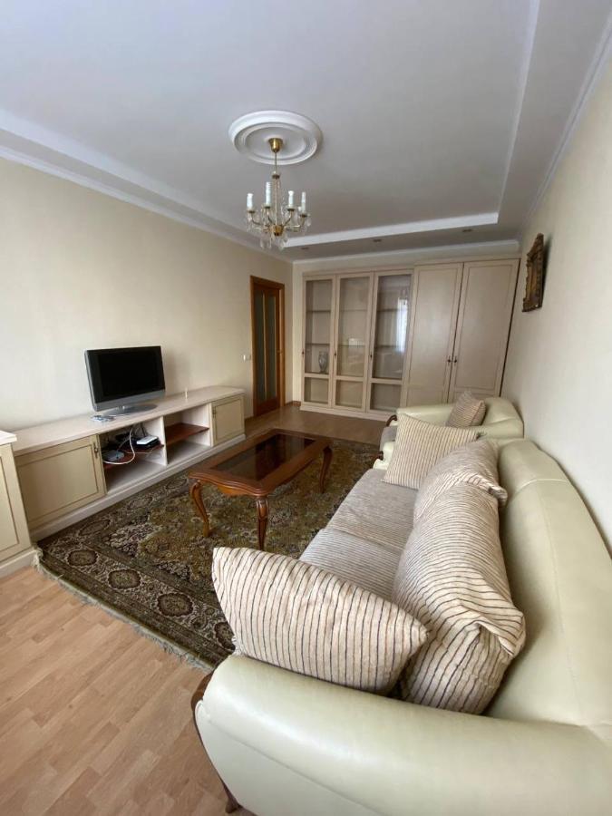 Apartment Mala Zhytomyrska 10 Київ Екстер'єр фото