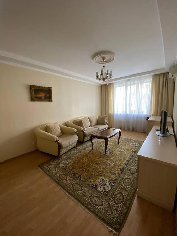 Apartment Mala Zhytomyrska 10 Київ Екстер'єр фото
